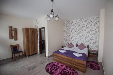 Фото номера Дом с 5 спальнями Дома для отпуска Casa Stanciu г. Сэчеле 26