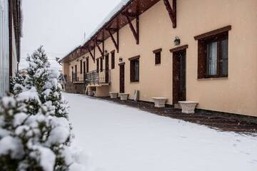 Фото номера Дом с 5 спальнями Дома для отпуска Casa Stanciu г. Сэчеле 32